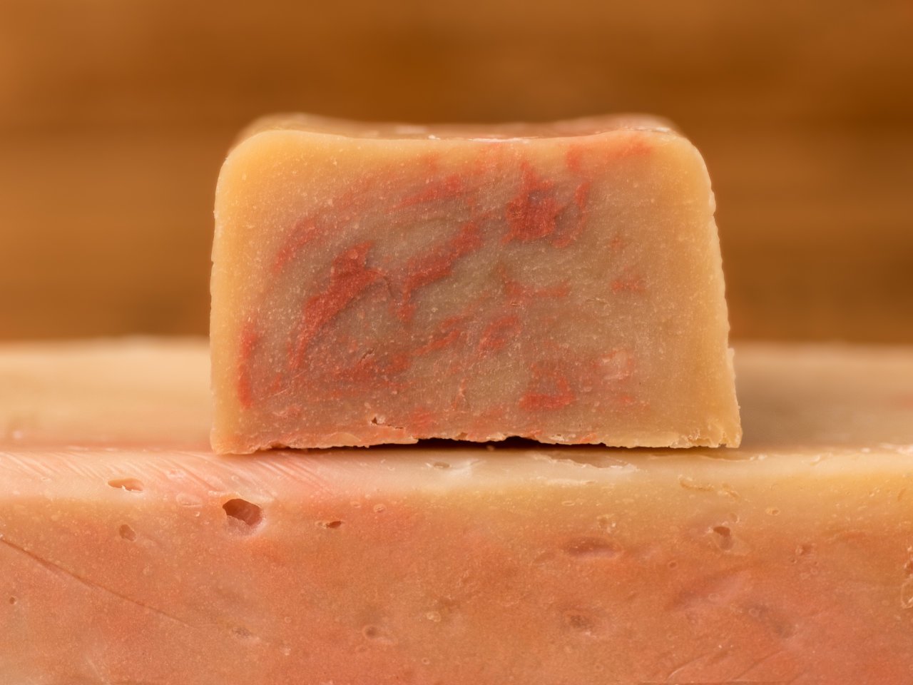Sapone naturale artigianale al latte d’asina e alloro