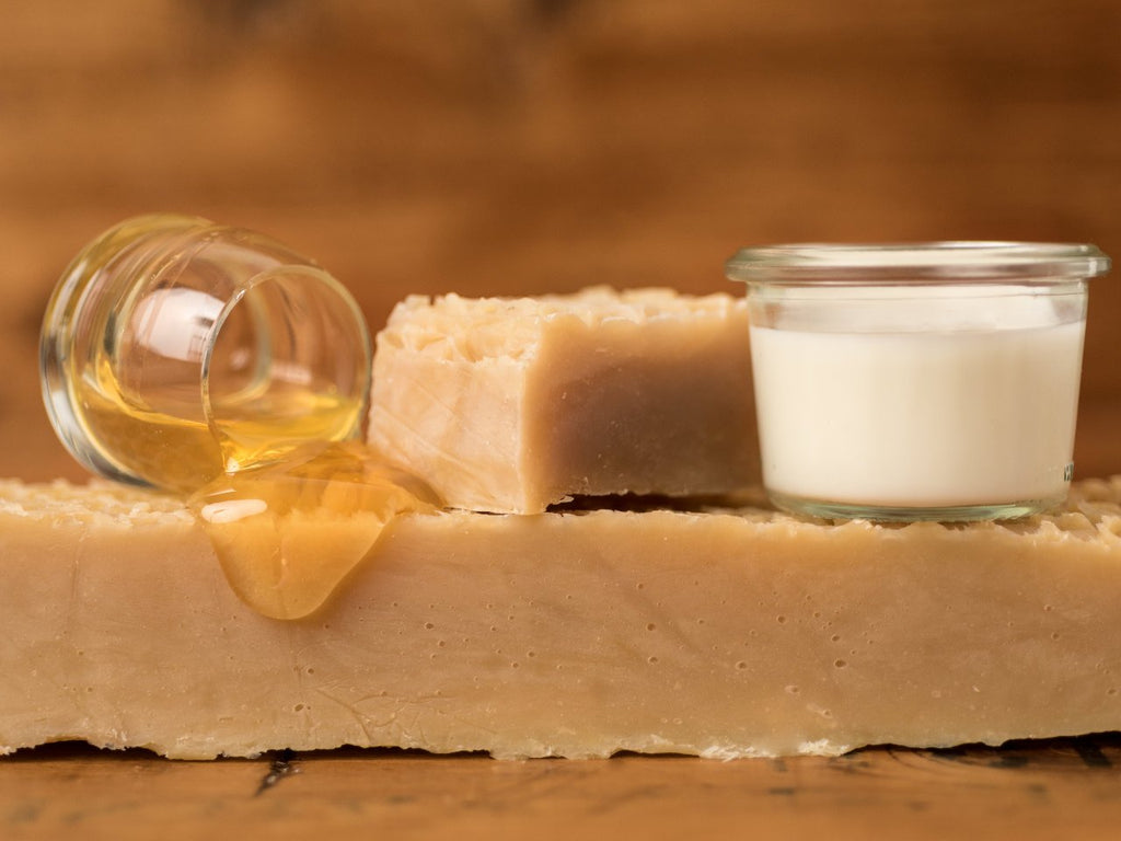 Sapone naturale artigianale al latte d’asina e miele