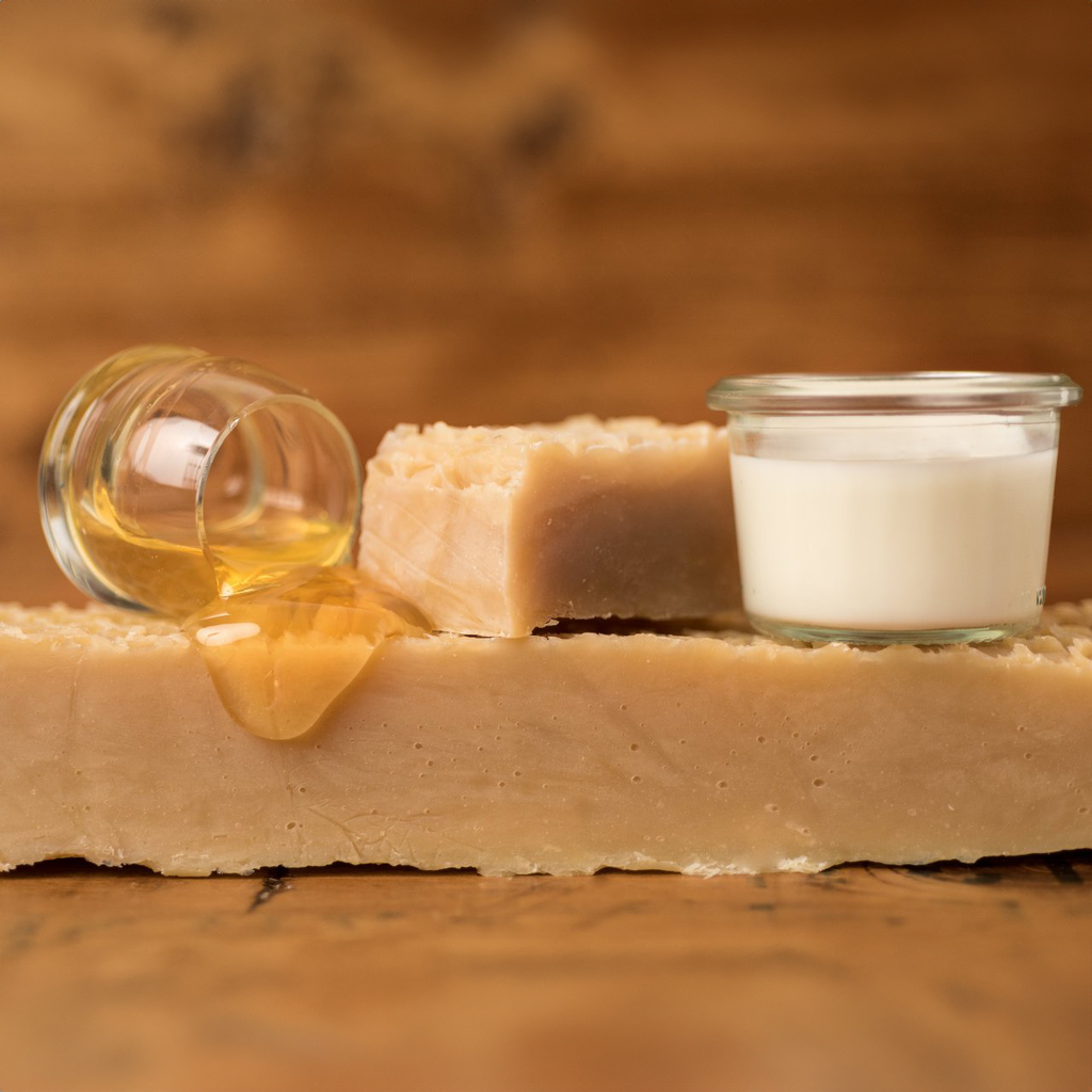 Sapone naturale artigianale al latte d’asina e miele