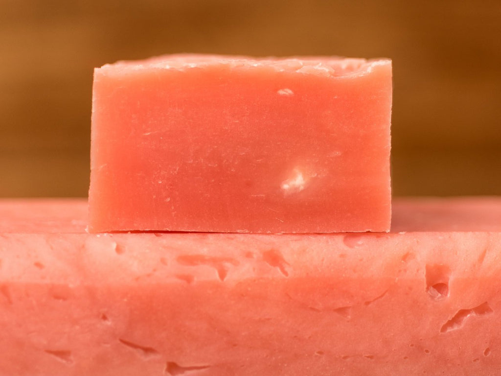 Sapone naturale artigianale alla rosa e burro di karité